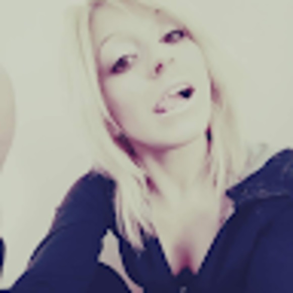 Meet your Posher, Shanea - Picture 1 of 1